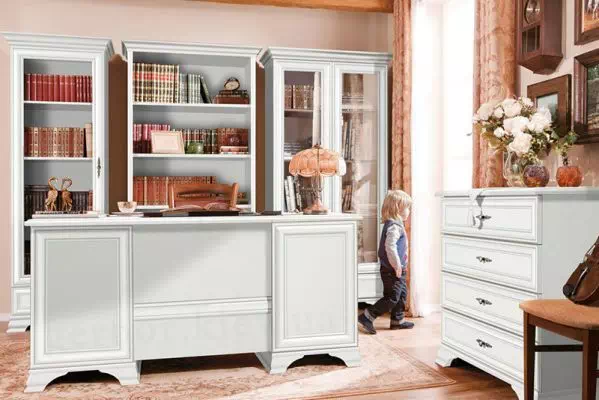 Кабінет керівника Кентукі ВМК (БРВ)