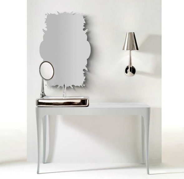 Интересные зеркала для ванной комнаты